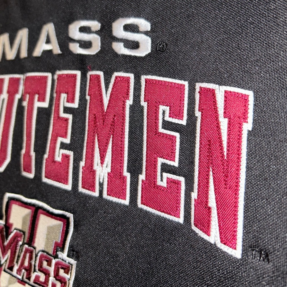 βΎοΈποΈ University of Massachusetts UMASS Minutemen Marquee Varsity Hoodie ποΈπ - Picture 11 of 16